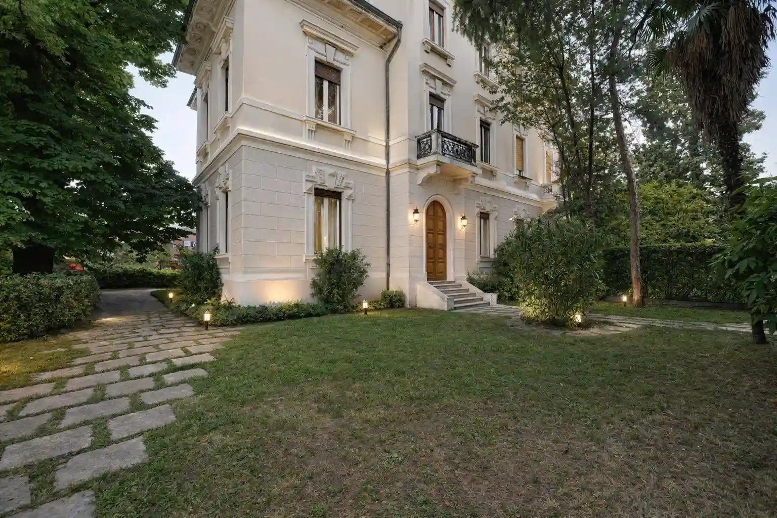 Villa - foto 2
