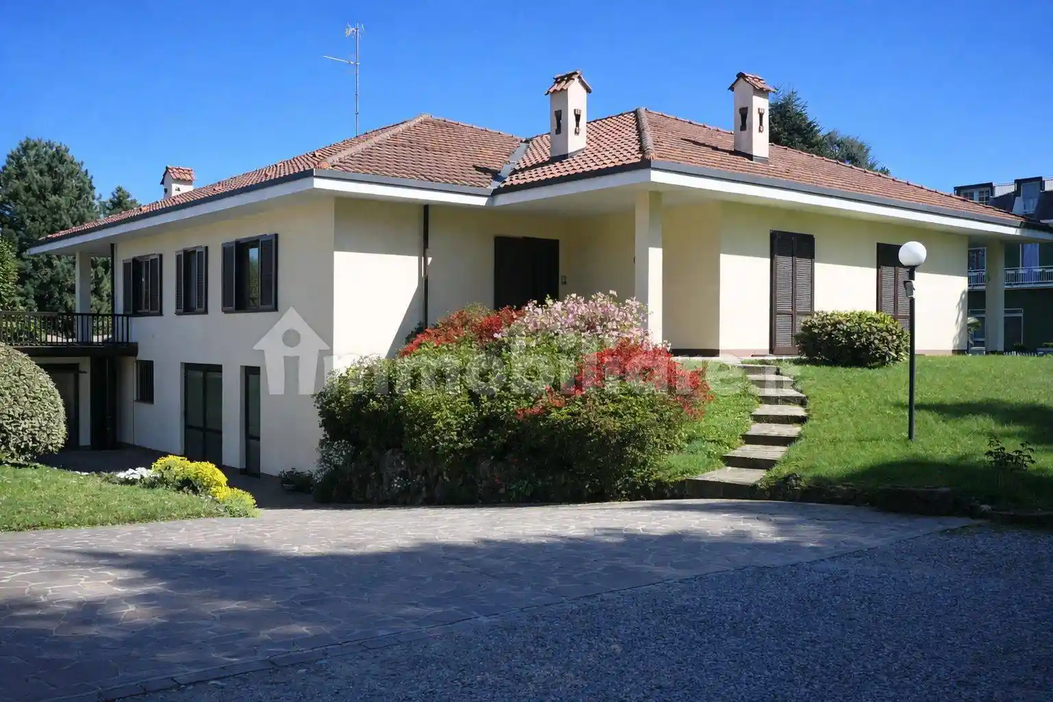 Villa in vendita a Lentate sul Seveso