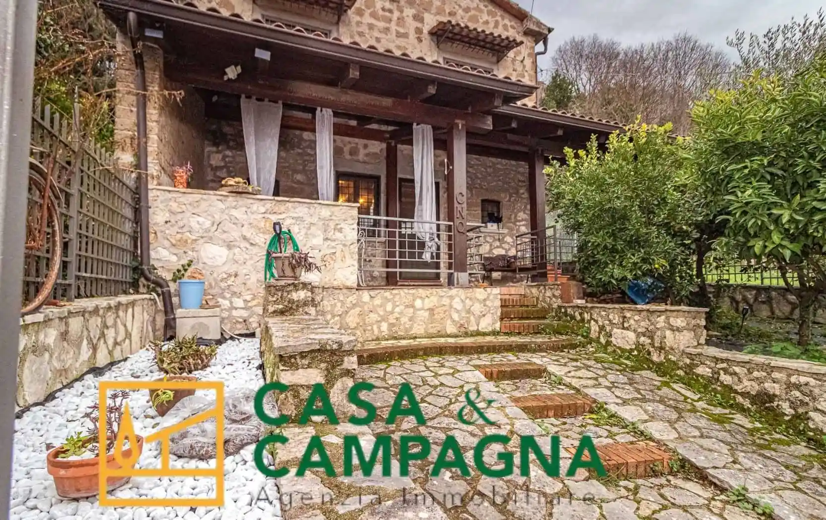 Villa in vendita a Vairano Patenora