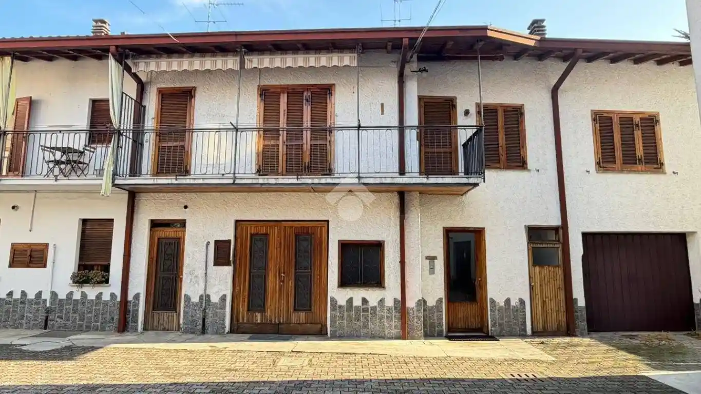 Casa indipendente in vendita a Desio