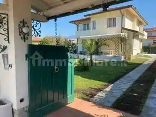 Villa in affitto a Forte dei Marmi