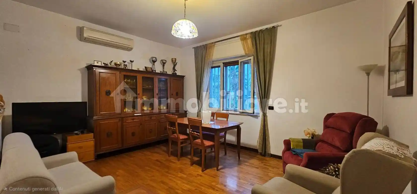 Appartamento in affitto a Napoli