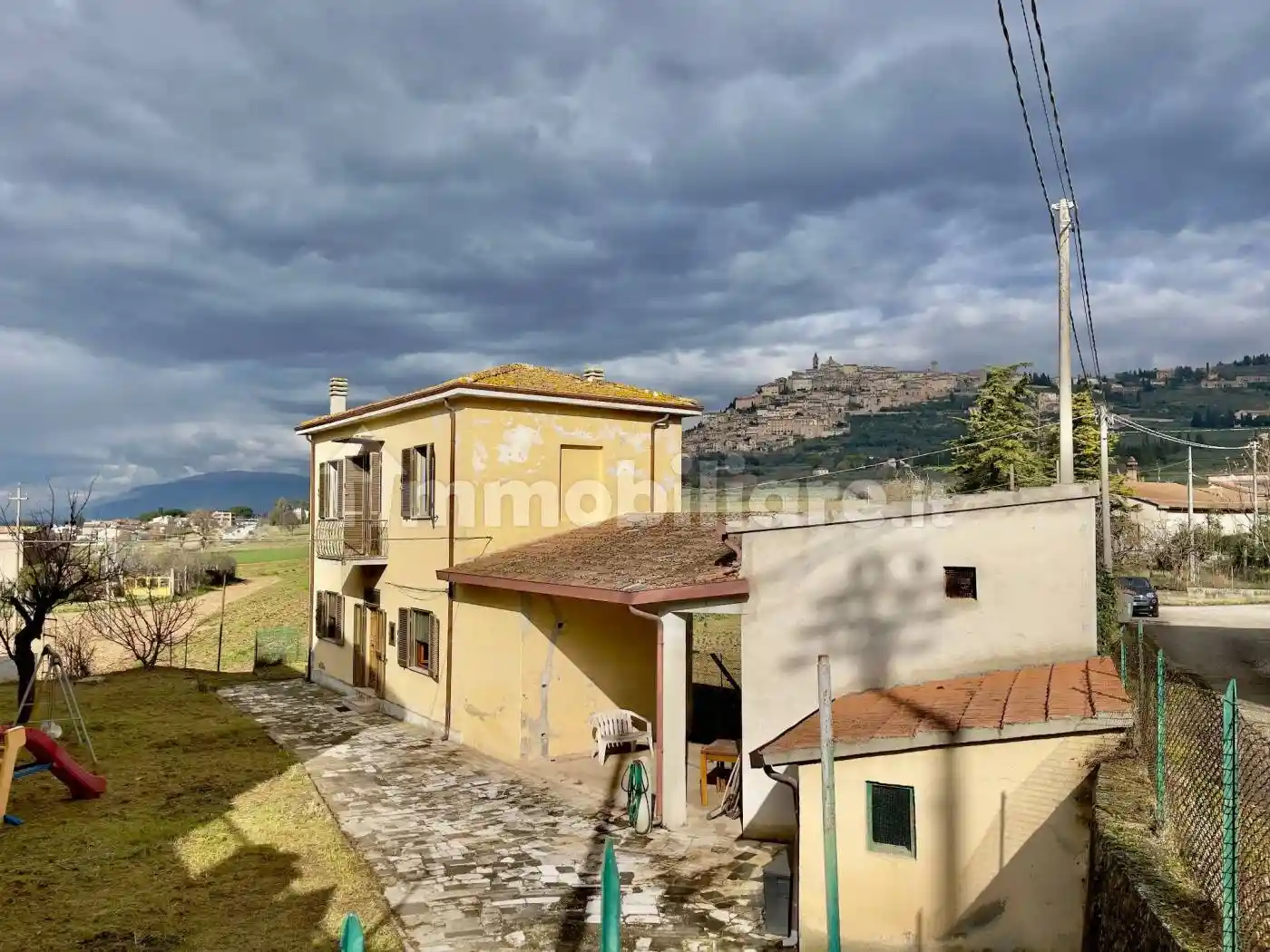 Casa indipendente in vendita a Trevi