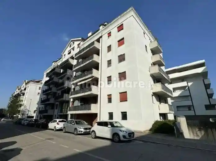 Appartamento in vendita a Padova