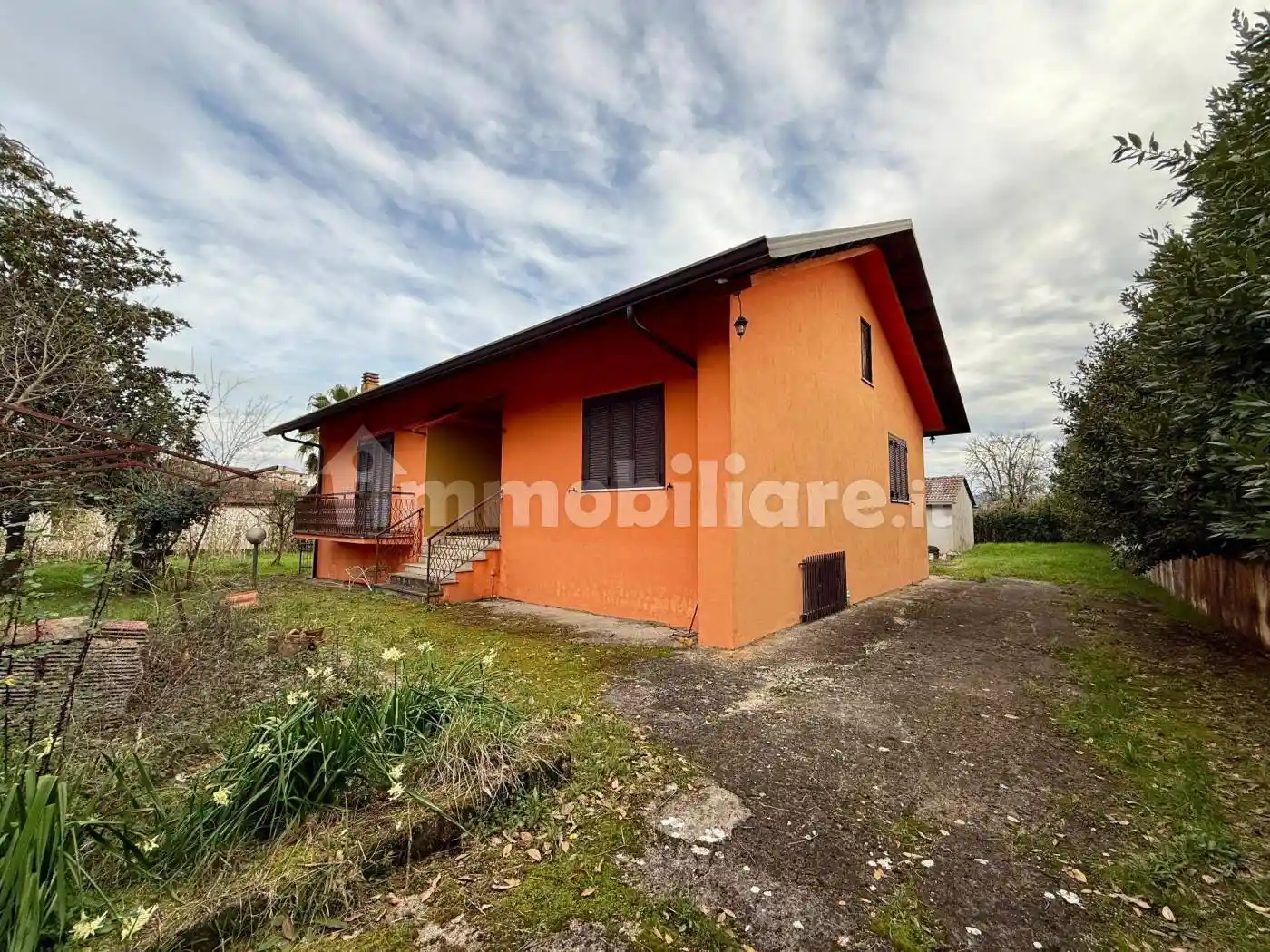 Villa in vendita a Colfelice