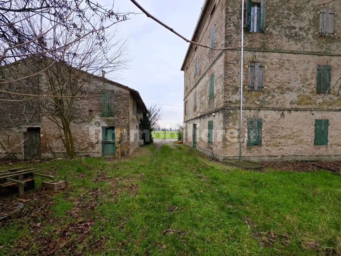 Rustico - Casale in vendita a Parma
