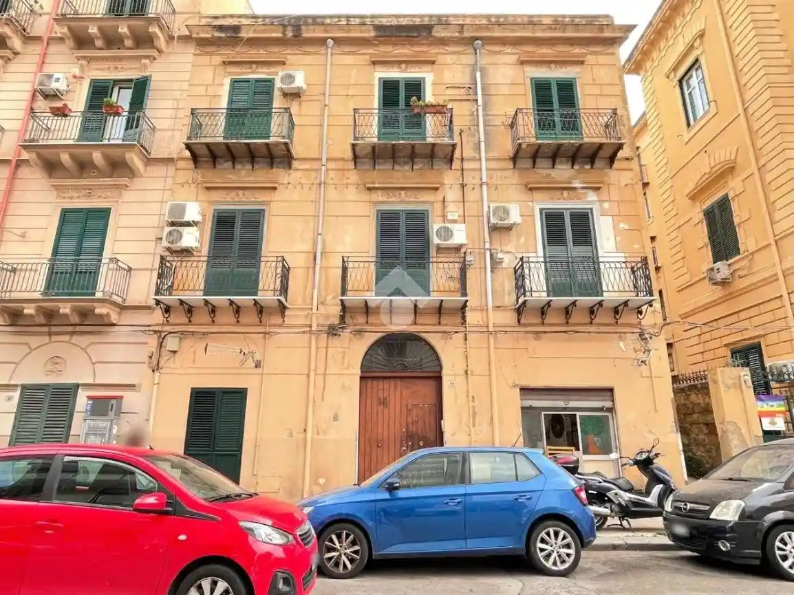 Appartamento in vendita a Palermo
