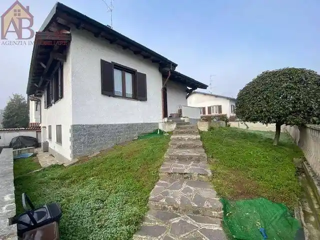 Villa in vendita a Gambolò