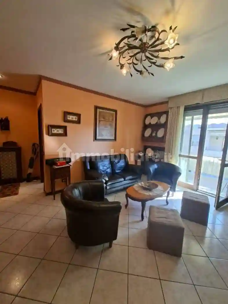 Palazzo - Edificio - foto 2