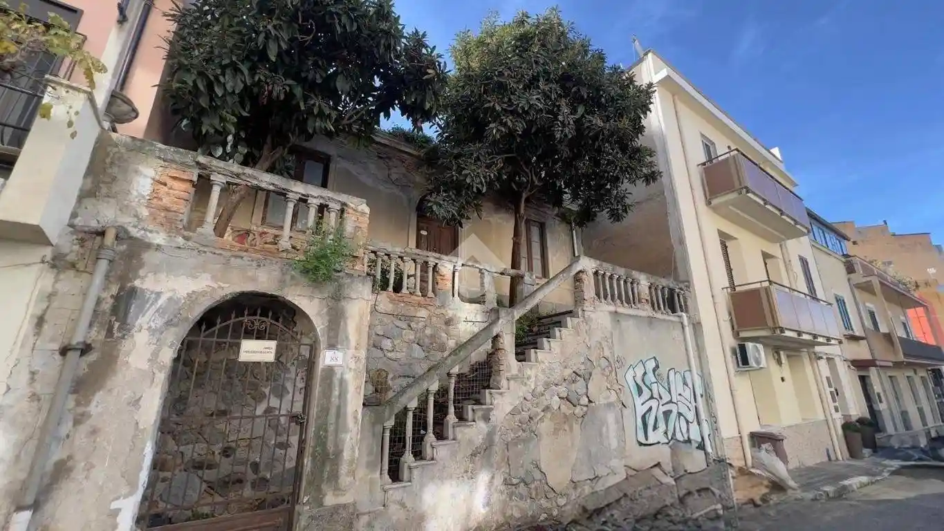 Casa indipendente in vendita a Reggio Calabria