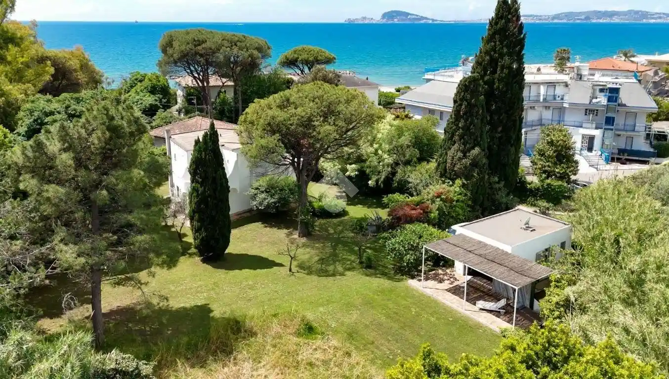 Villa in vendita a Formia