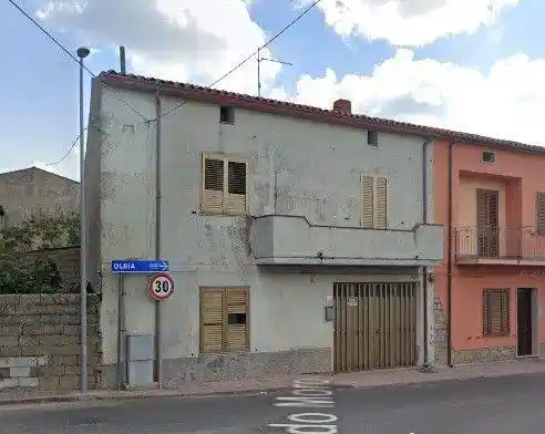 Casa indipendente in vendita a Alà dei Sardi