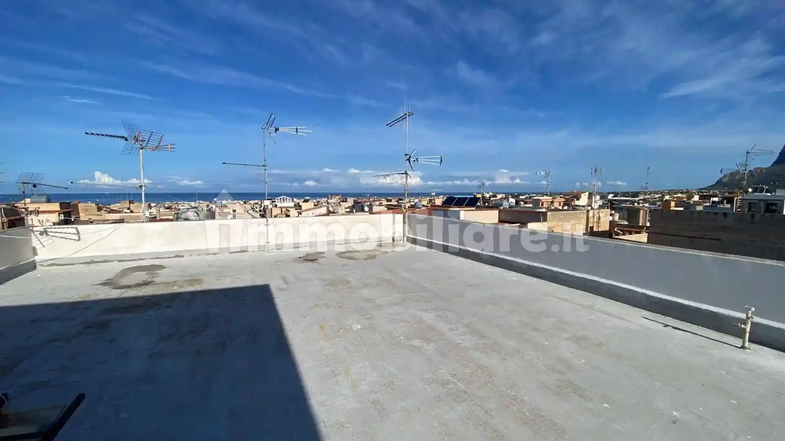 Appartamento in vendita a Terrasini