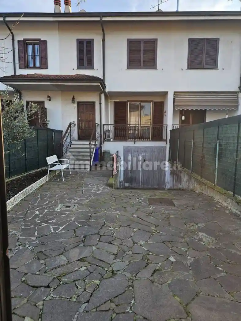 Villetta a schiera in vendita a Mediglia