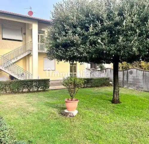 Villa in vendita a Castelfranco di Sotto