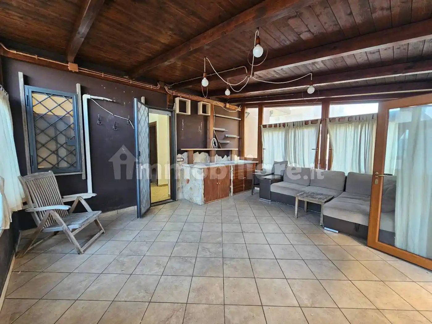 Appartamento in vendita a Pomezia