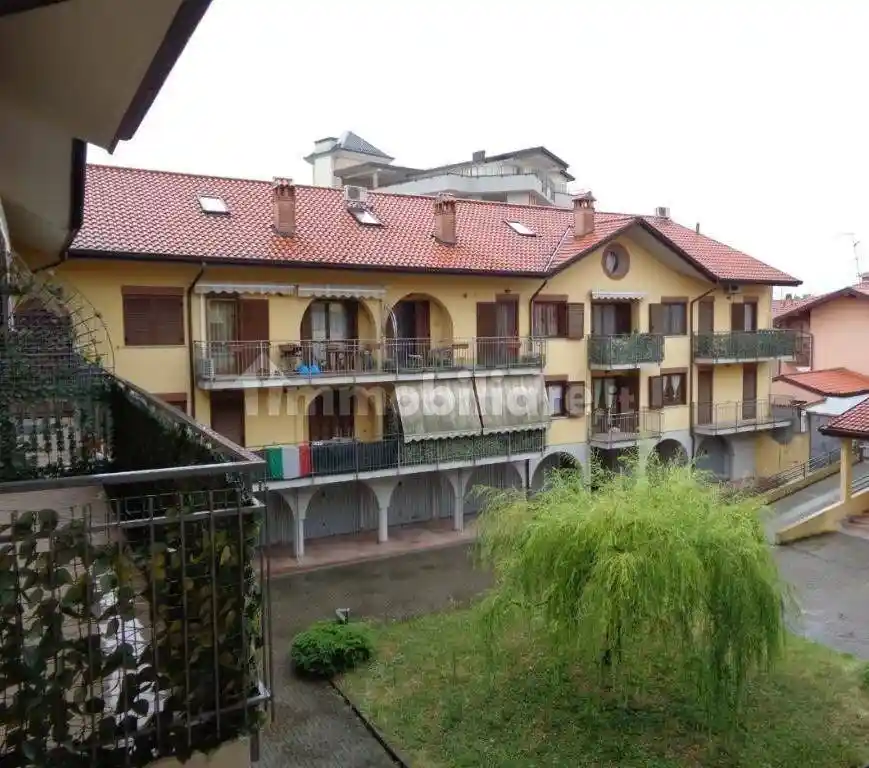Appartamento in vendita a Lonate Pozzolo