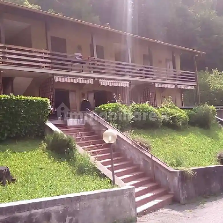 Appartamento in vendita a Ballabio