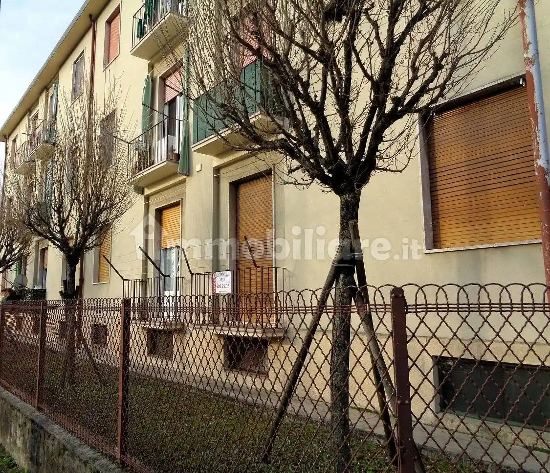 Appartamento in vendita a Bernareggio