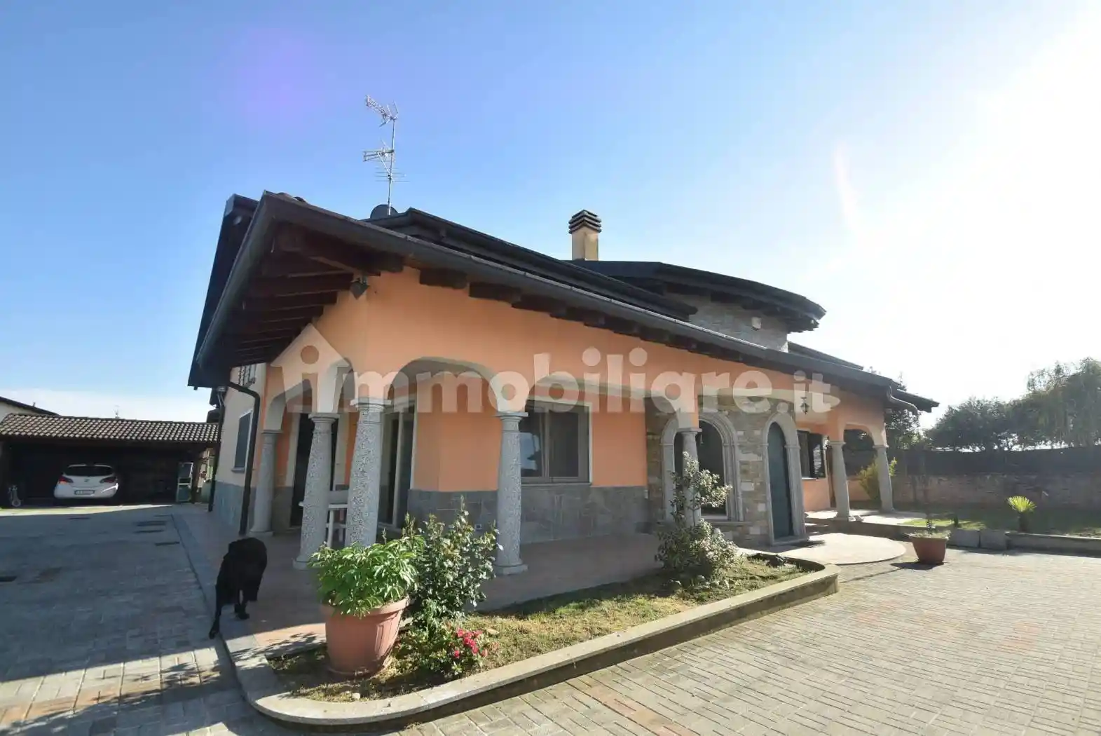 Villa in vendita a Pezzana