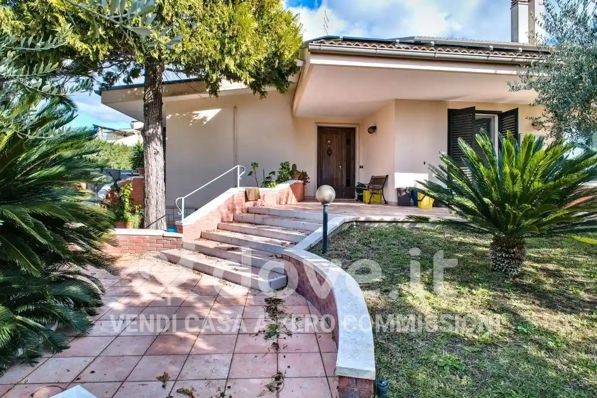 Villa in vendita a Crispiano