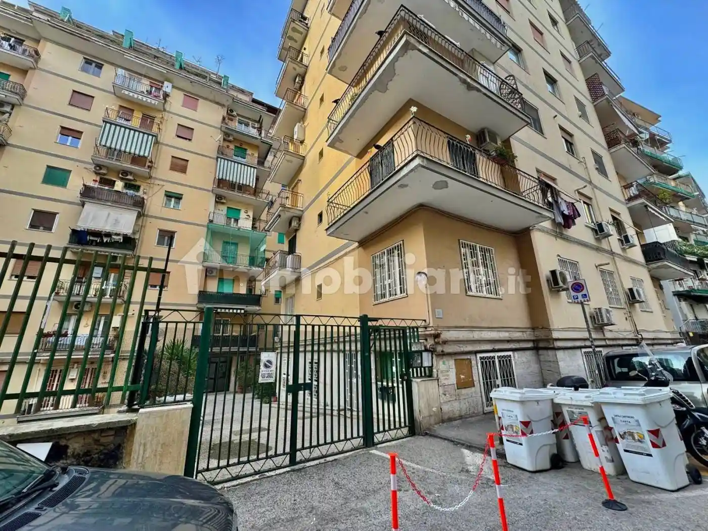 Appartamento in vendita a Napoli