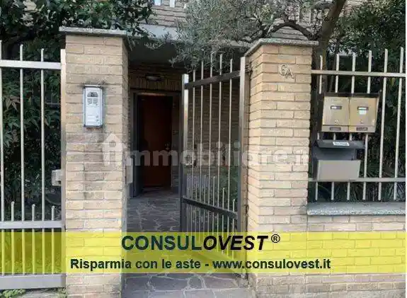 Appartamento in vendita a Limbiate