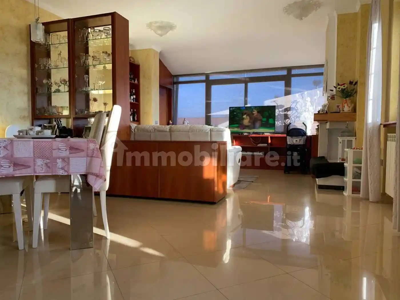 Appartamento in vendita a Pomezia