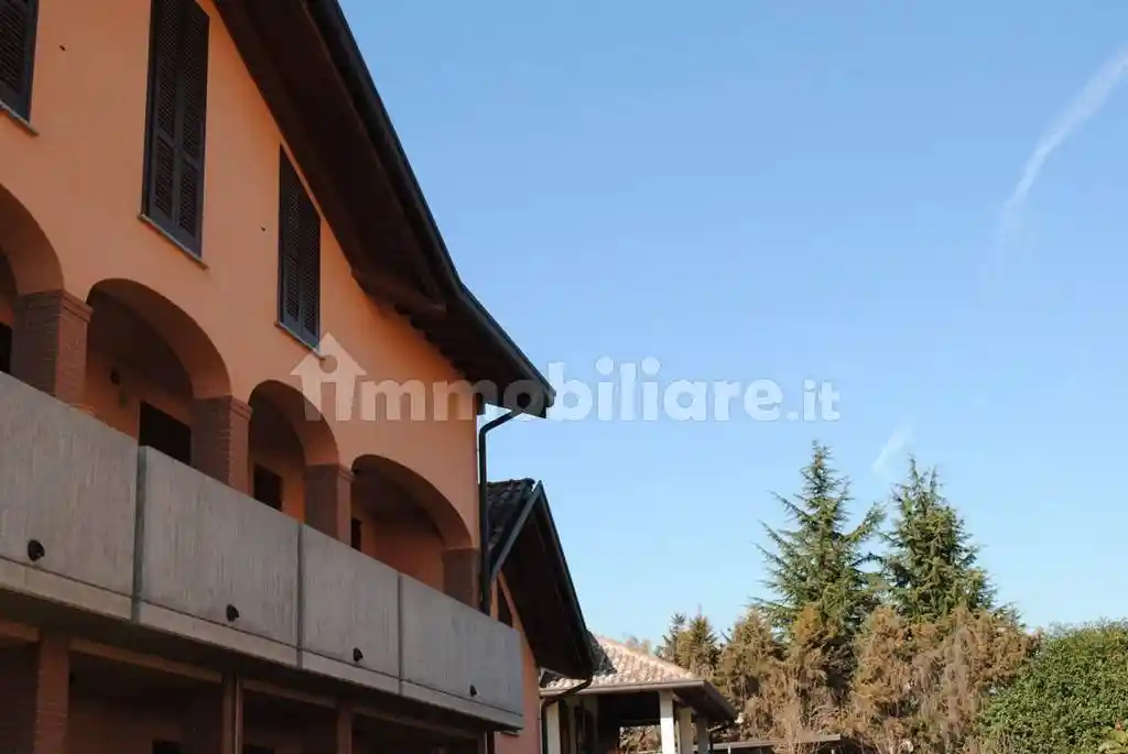 Appartamento in vendita a Casnate con Bernate