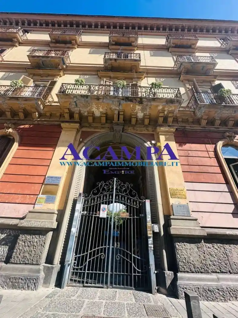 Appartamento in vendita a Napoli