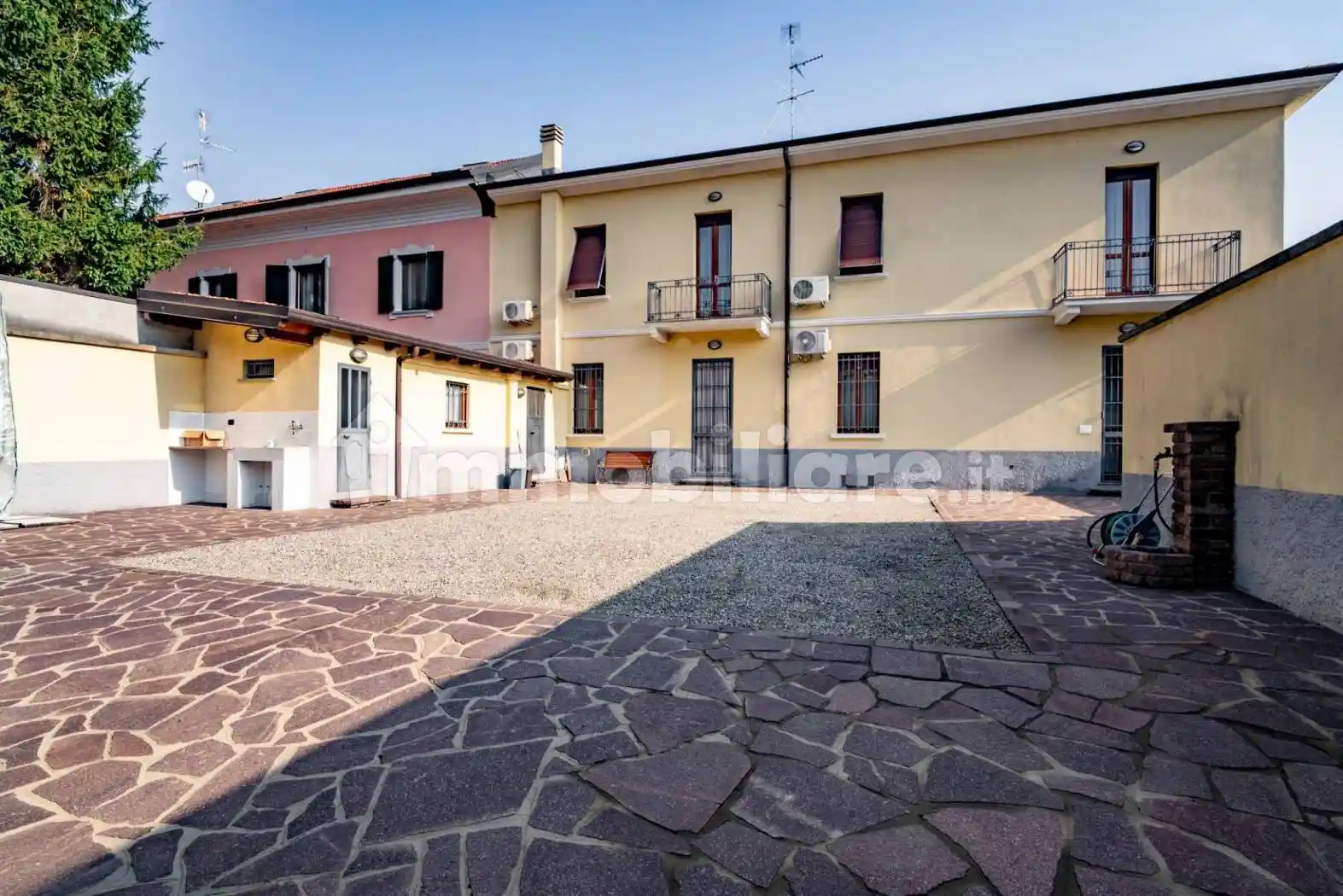 Casa indipendente in vendita a Legnano