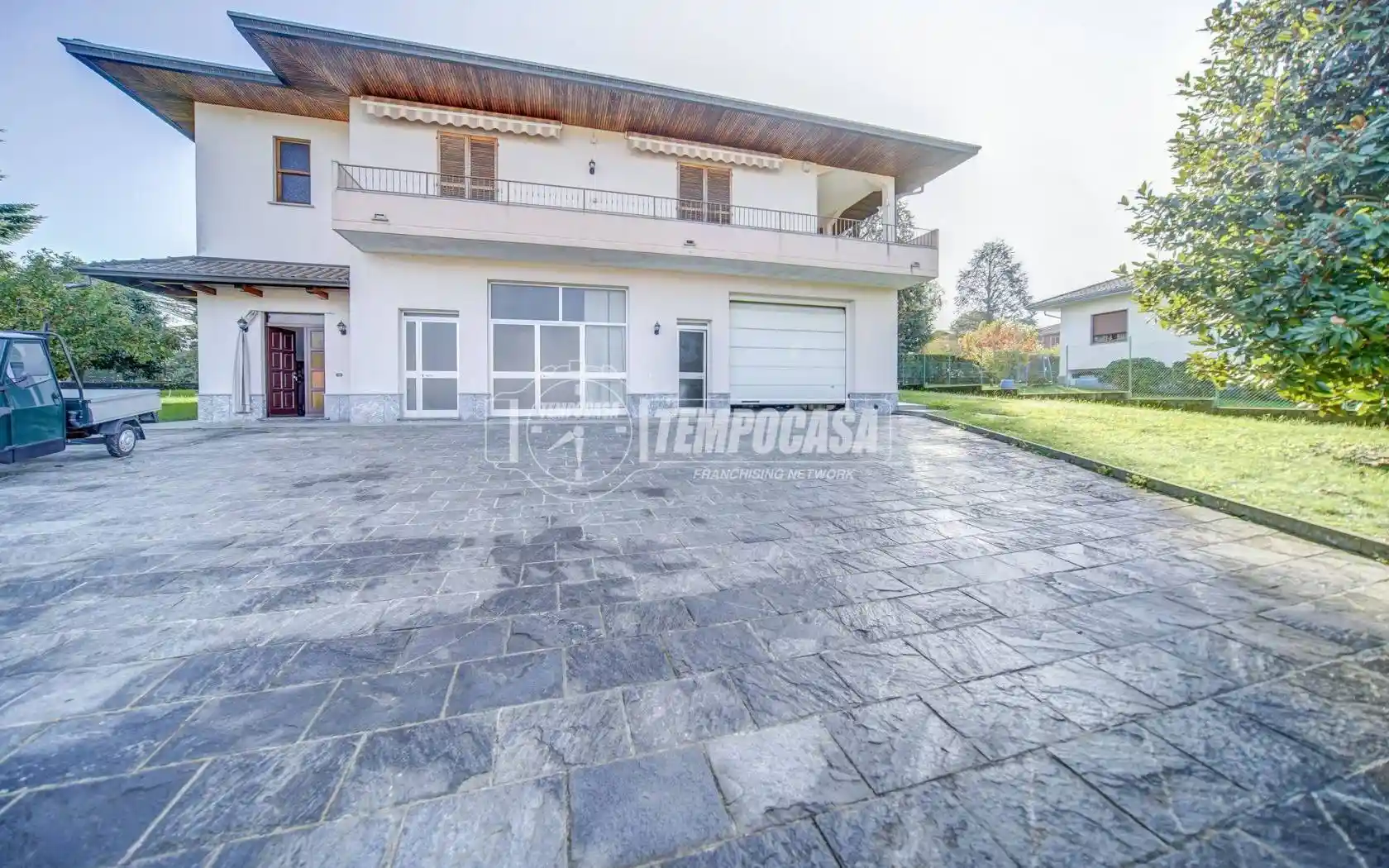 Villa in vendita a Caronno Varesino