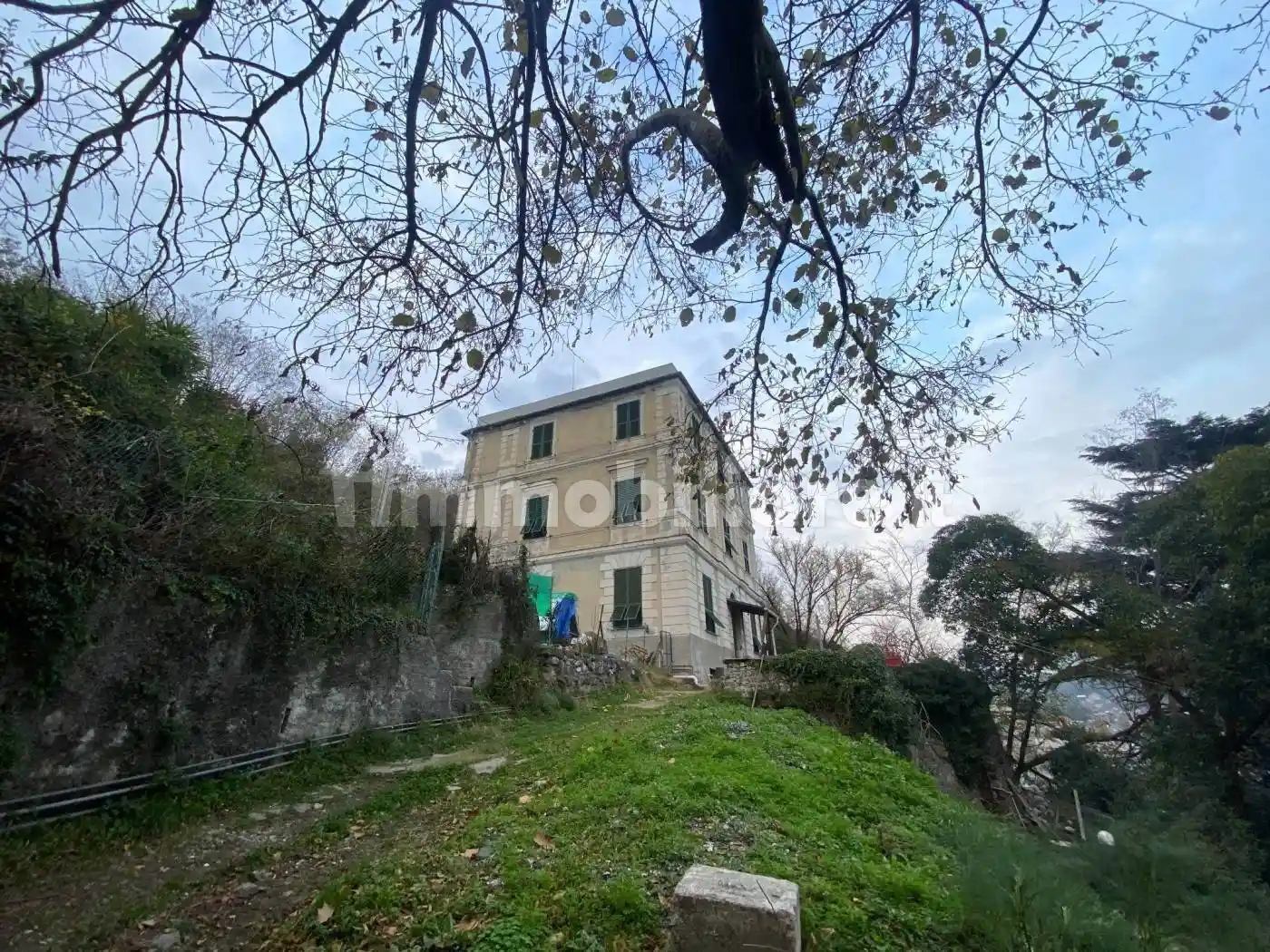 Appartamento in vendita a Genova