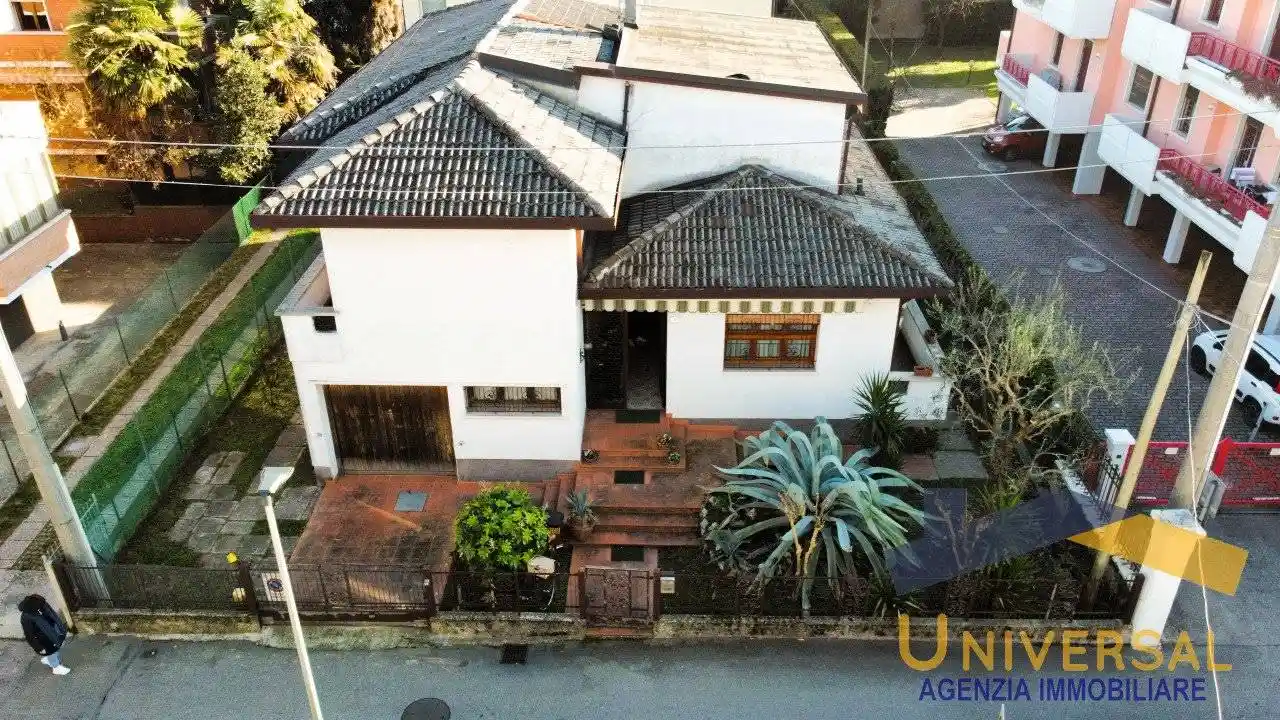 Casa indipendente in vendita a Padova