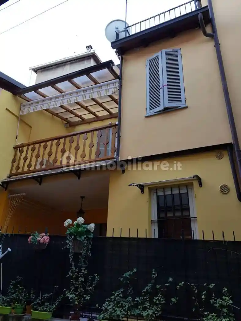 Casa indipendente in vendita a Valenza