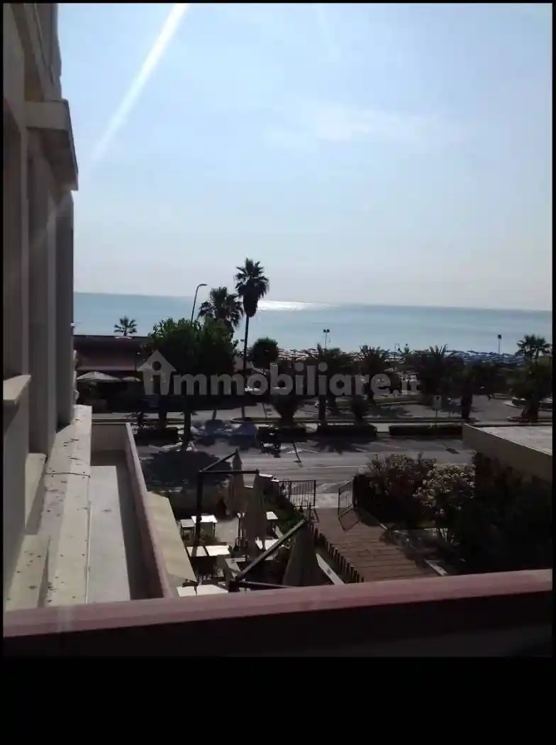 Appartamento in vendita a Alba Adriatica