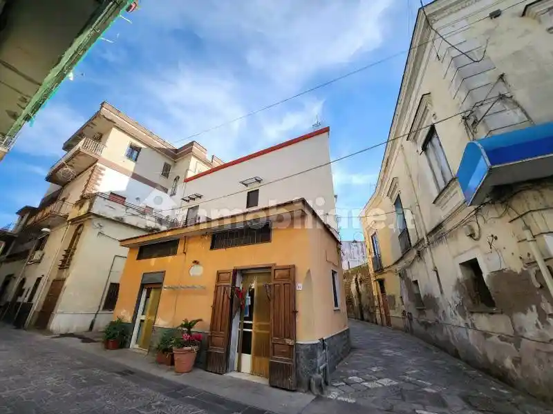 Villa in vendita a San Valentino Torio