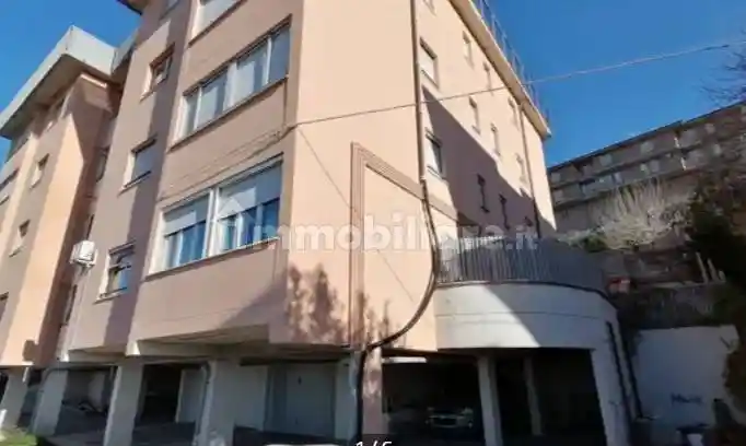 Appartamento in vendita a Carassai