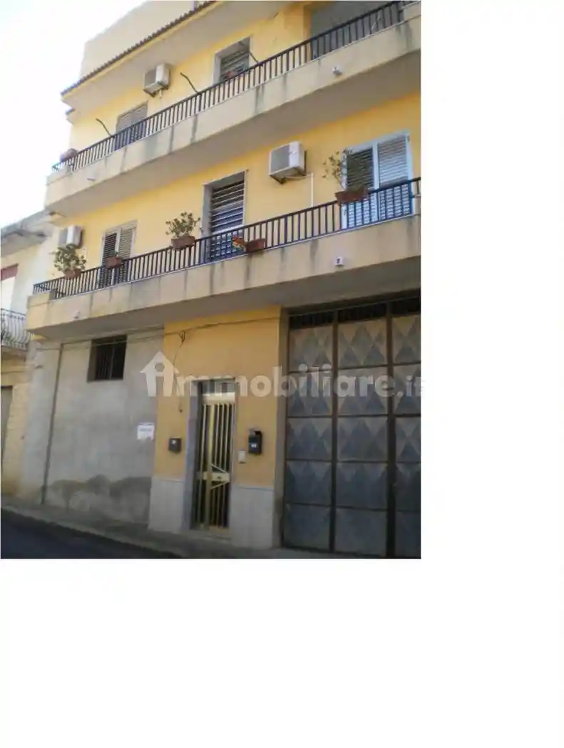 Appartamento in vendita a Acate