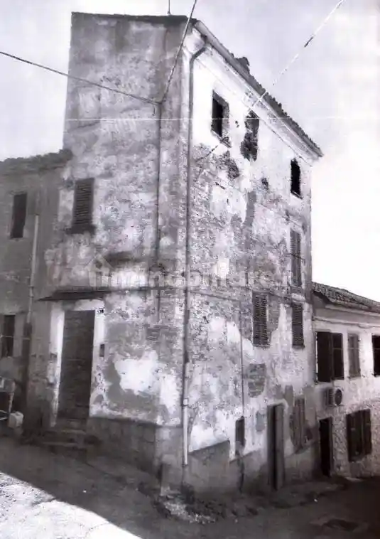 Casa indipendente in vendita a San Salvatore Monferrato
