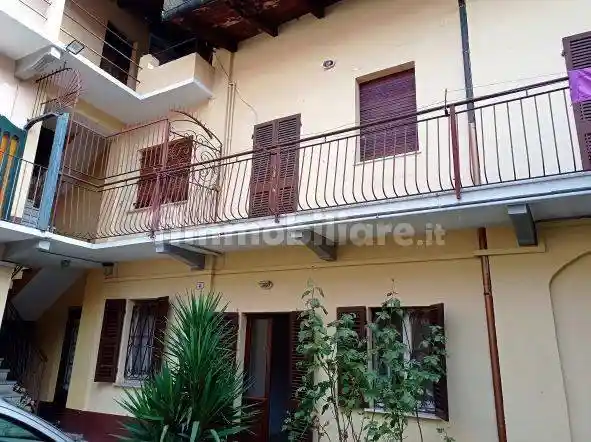 Casa indipendente in vendita a Carpignano Sesia