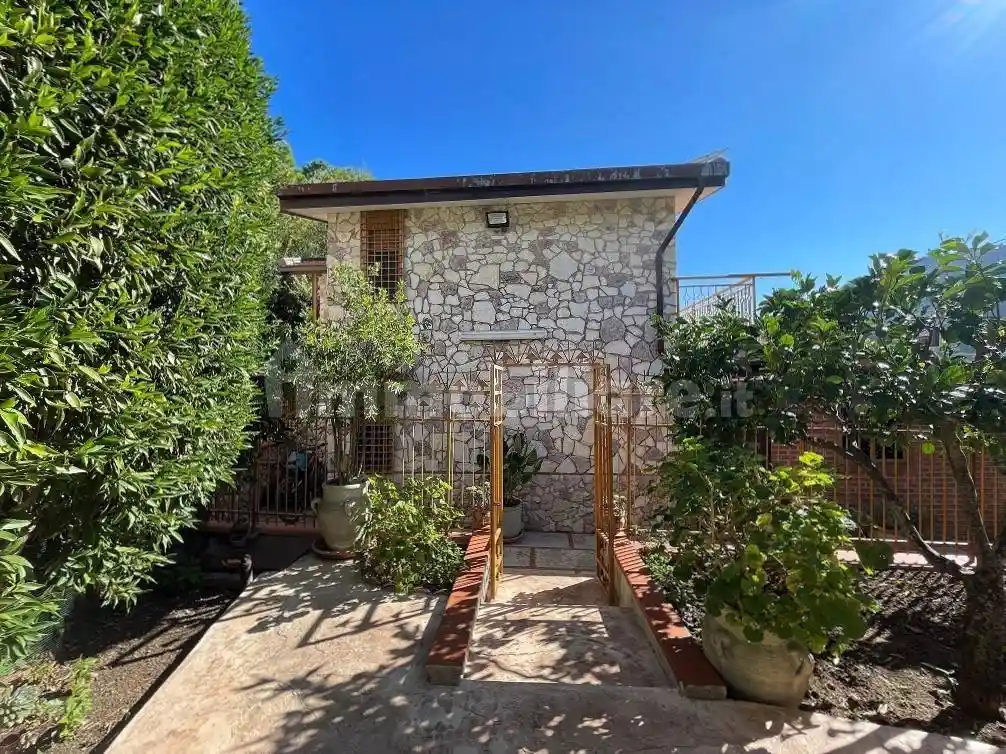 Villa in vendita a Monreale