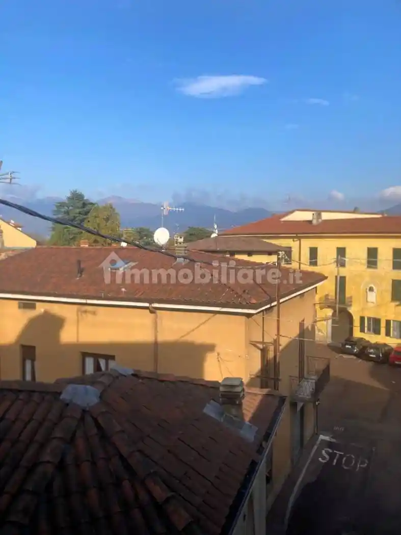 Appartamento in vendita a Rogeno