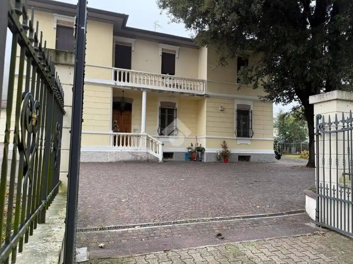 Appartamento in affitto a Predappio