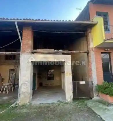 Rustico - Casale in vendita a Cameri
