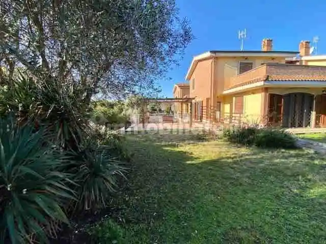 Villa in vendita a Roma