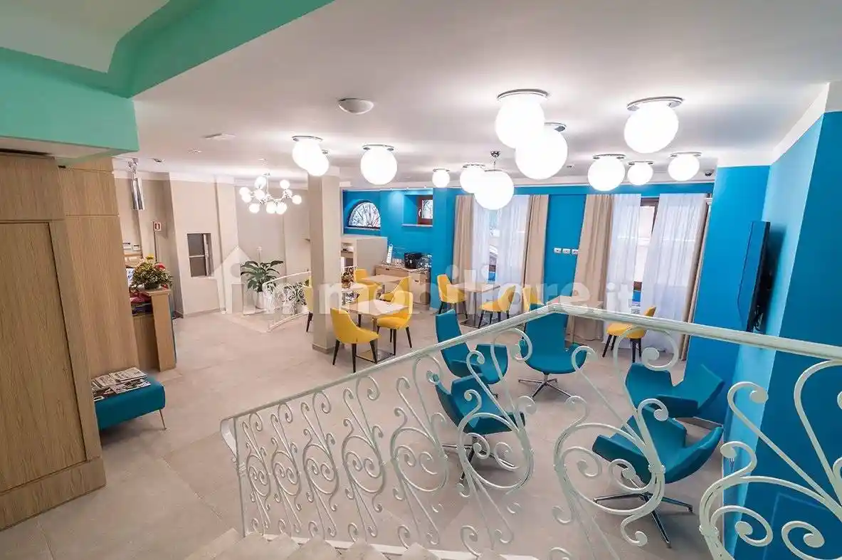 Palazzo - Edificio in vendita a Cagliari