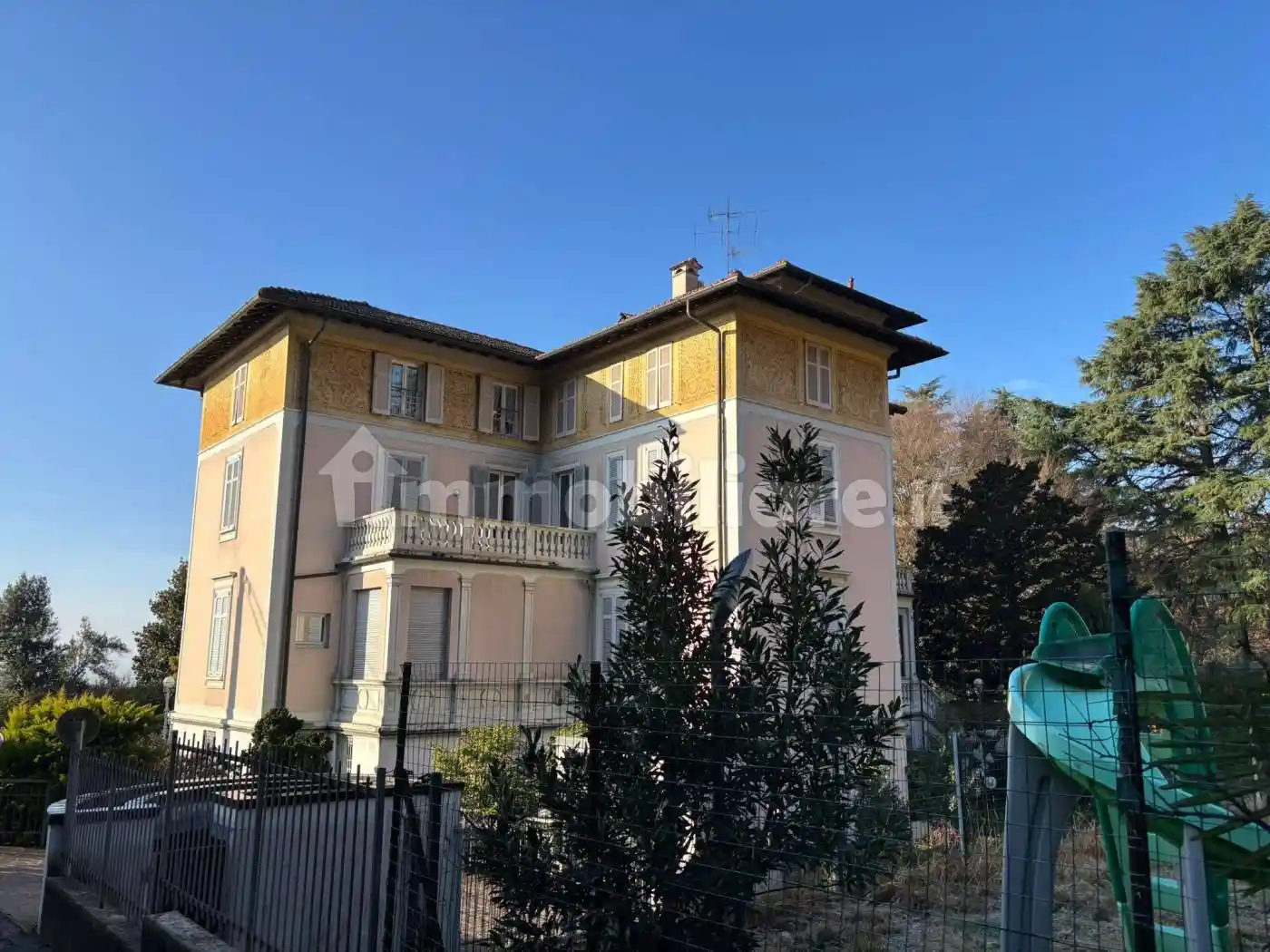 Appartamento in vendita a Varese