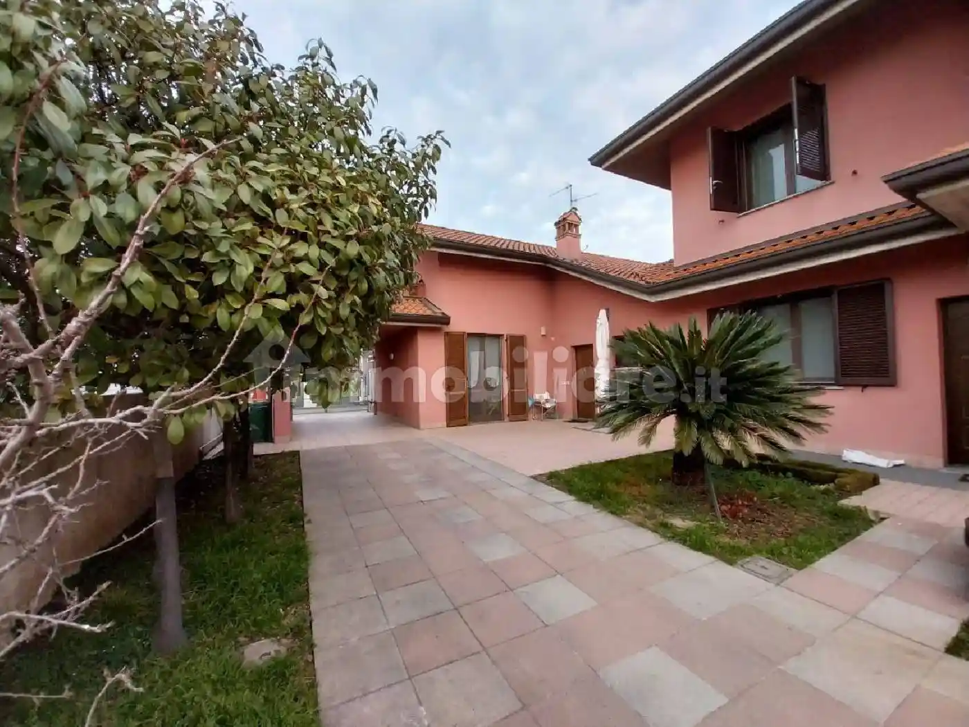 Villa in vendita a Cassano d'Adda