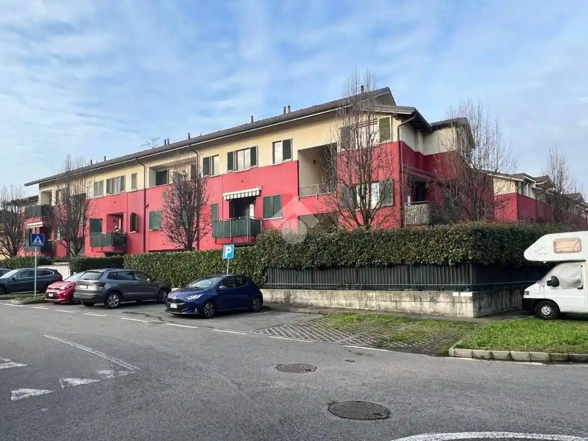 Appartamento in vendita a Bernareggio